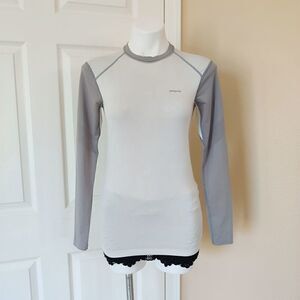 Patagonia seamless long sleeve active top sz S